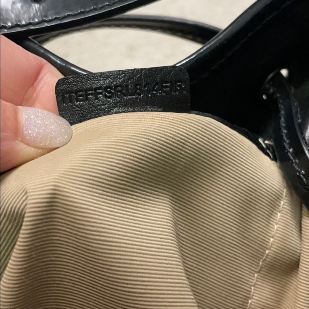 Burberry Bag - Picture 4 of 13